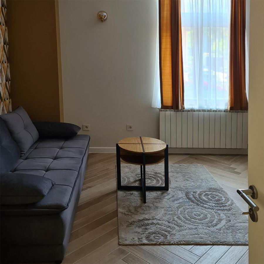 Kondor Apartmani Vrnjacka Banja Exterior photo